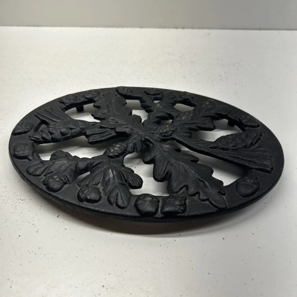 John Wright Cast Iron Acorn Oak Leaf Trivet 1996 Made in USA Vintage Decor